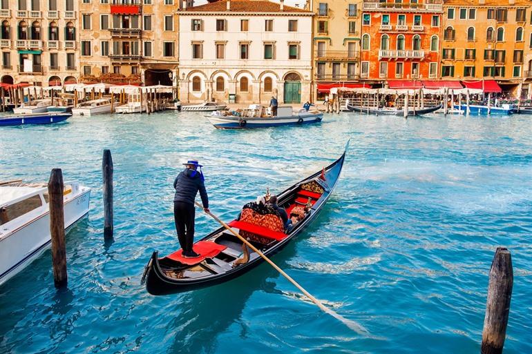 italy river cruise