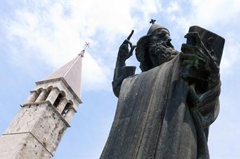 Grgur Ninski in Split