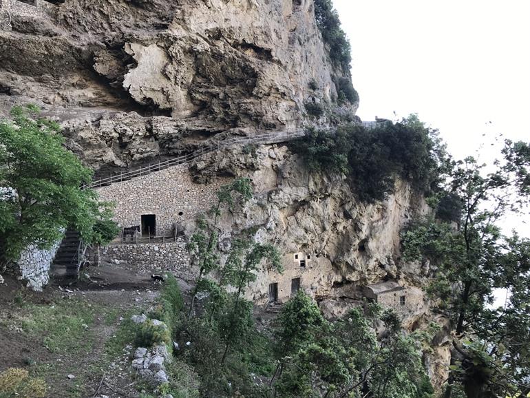 Grotta del Biscotto