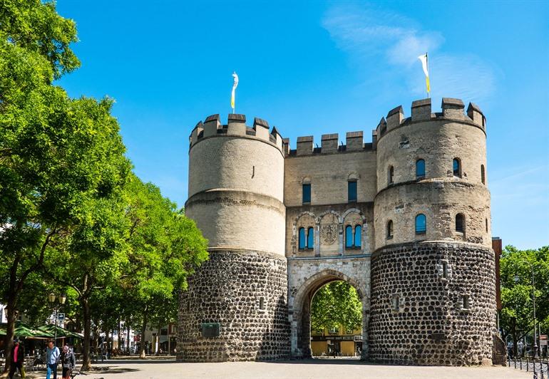 Hahnentor in Keulen, Duitsland