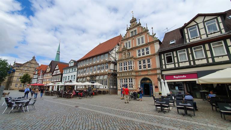 Hamelen en De Rattenvanger bezoeken