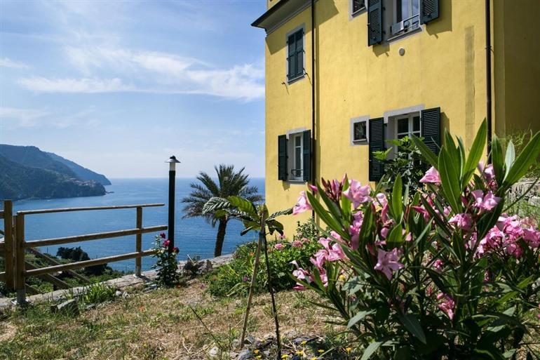 Hanging Garden (Corniglia)