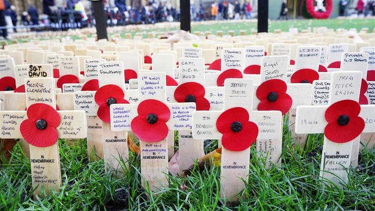 Herdenking buiten Westminster Abbey voor Wapenstilstand