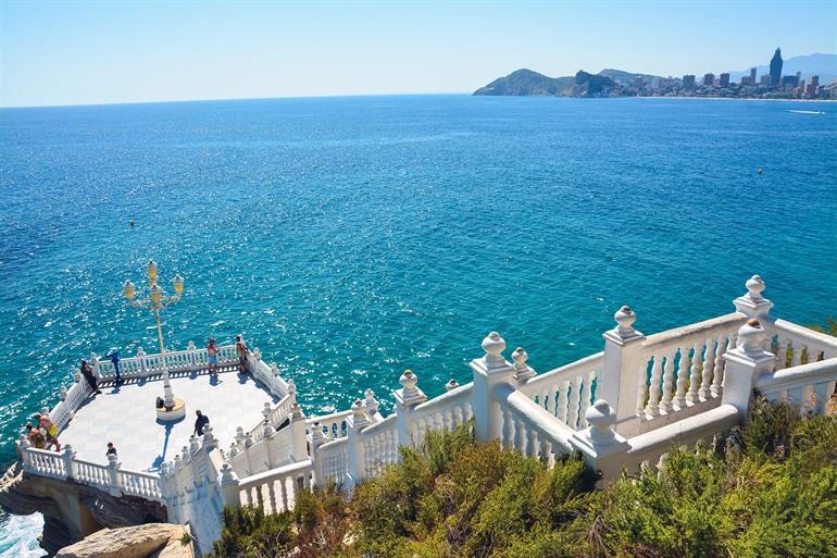 Het Balcón del Mediterráneo in Benidorm, Spanje