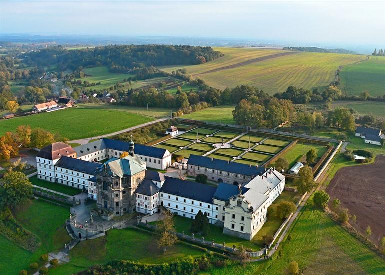 Het barokke Hospital Kuks in Tsjechië bezoeken