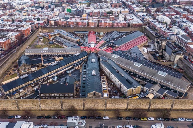 Het bijzondere gevangeniscomplex