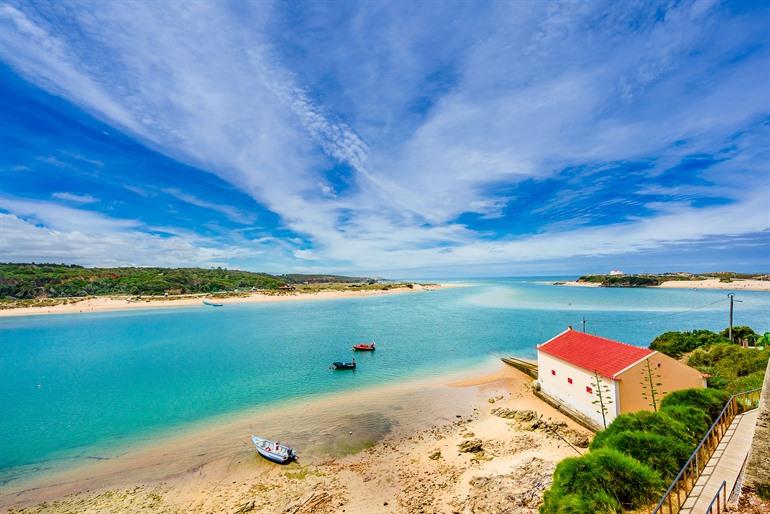 Het charmante kustplaatsje Vila Nova de Milfontes, Alentejo