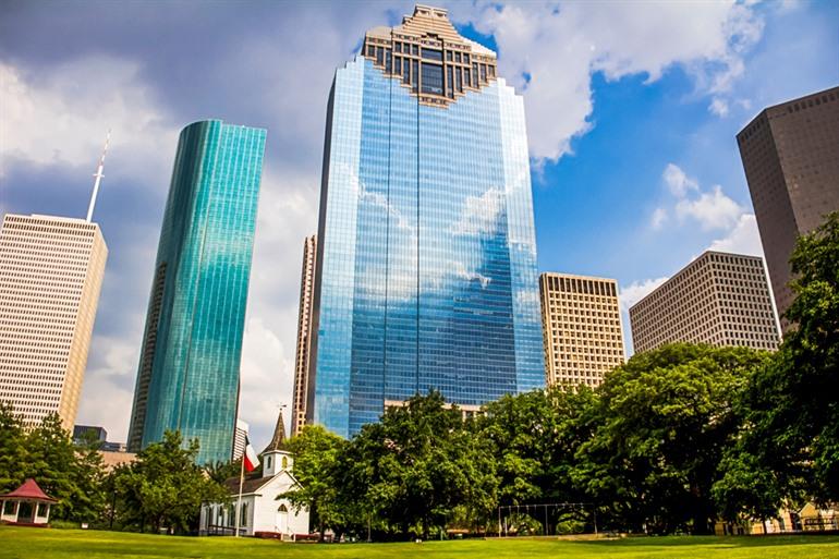 Het contrast tussen oud en nieuw in Houston