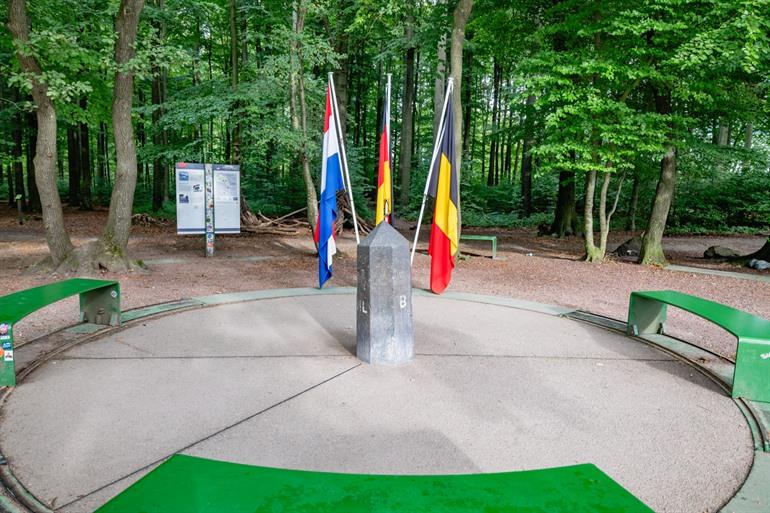 Het Drielandenpunt aan de Vaalserberg