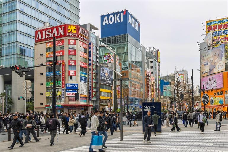 Het drukke Akihabara