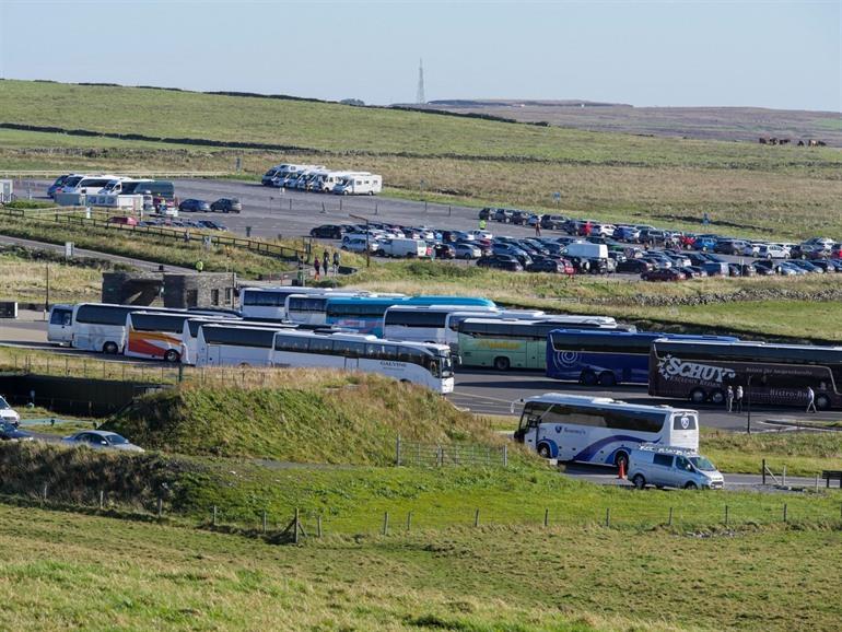 Het is altijd druk de Cliffs of Moher