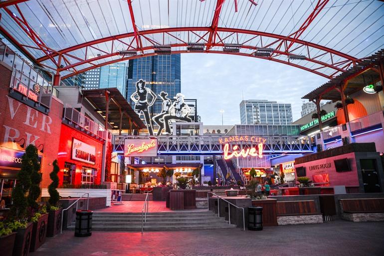 Het levendige Power & Light District