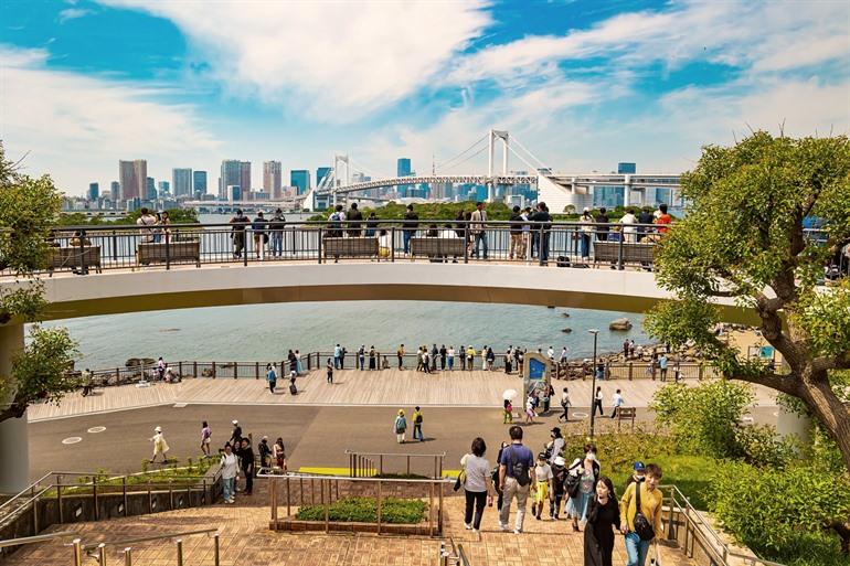 Het unieke eiland Odaiba met de Rainbow Bridge