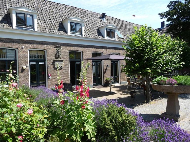 Het Weeshuis (Bolsward) boeken