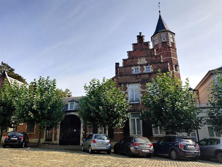 Hof van Oranje-Nassau in Diest bezoeken