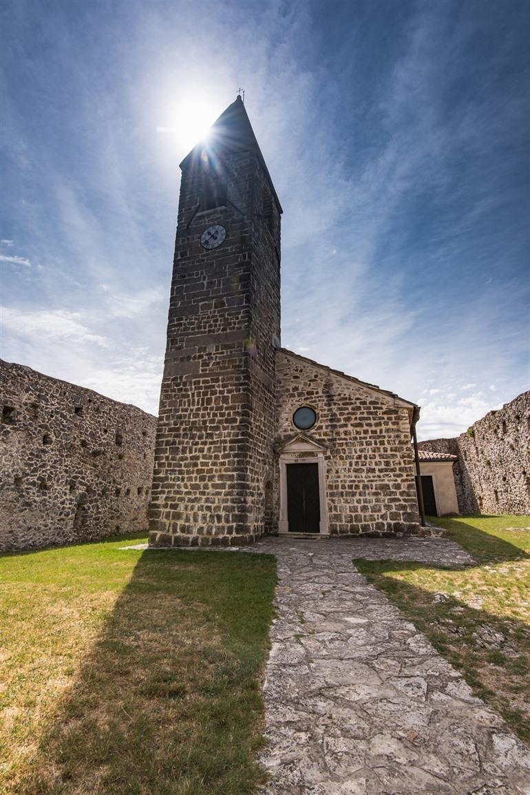 Holy Trinity Church (Hrastovlje)