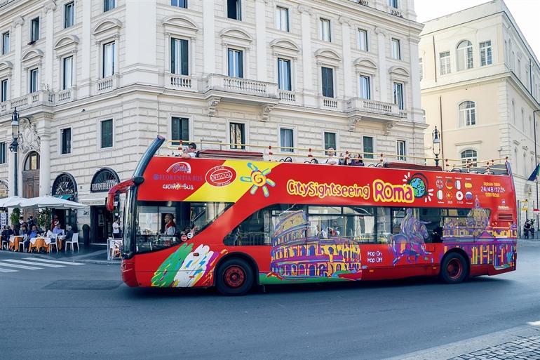 Hop-on hop-off bus in Rome