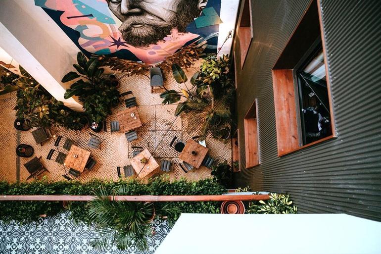 Hostel Selina Secret Garden Lisbon