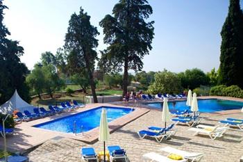 Hotel Abetos del Maestre Escuela boeken