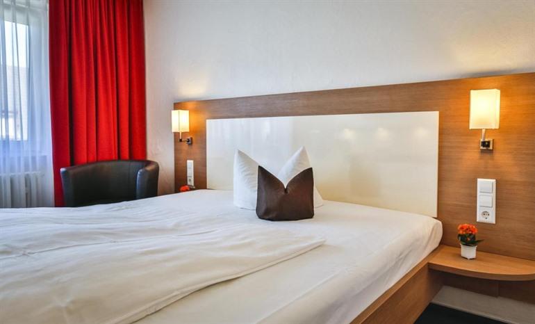 Hotel Ambassador boeken