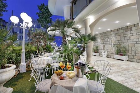 Hotel Ariminum boeken
