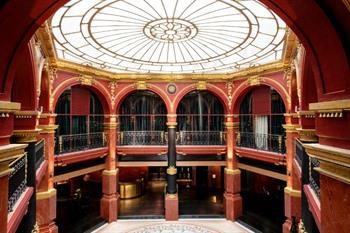 Hotel Banke, Autograph Collection boeken