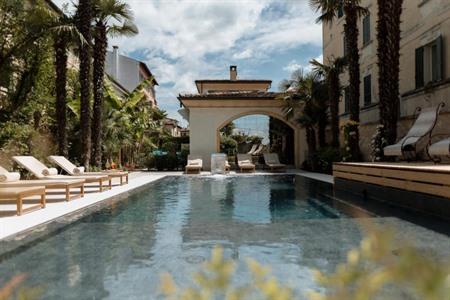 Hotel Classique aan de oevers van het Gardameer