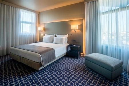 Hotel Dom Henrique – Downtown