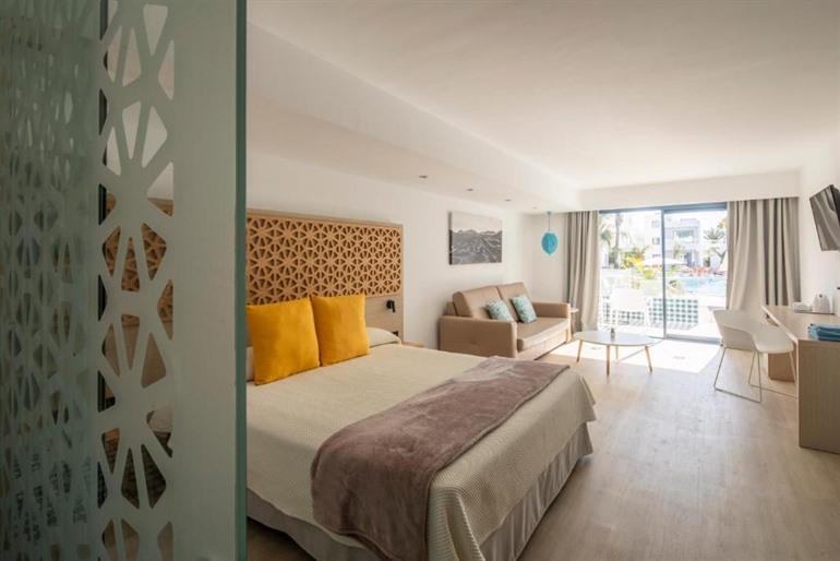 Hotel Oasis Lanz Beach Mate boeken