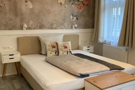 Hotel-Pension Adler Untertürkheim boeken