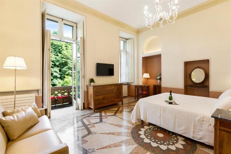 Hotel Roma e Rocca Cavour boeken