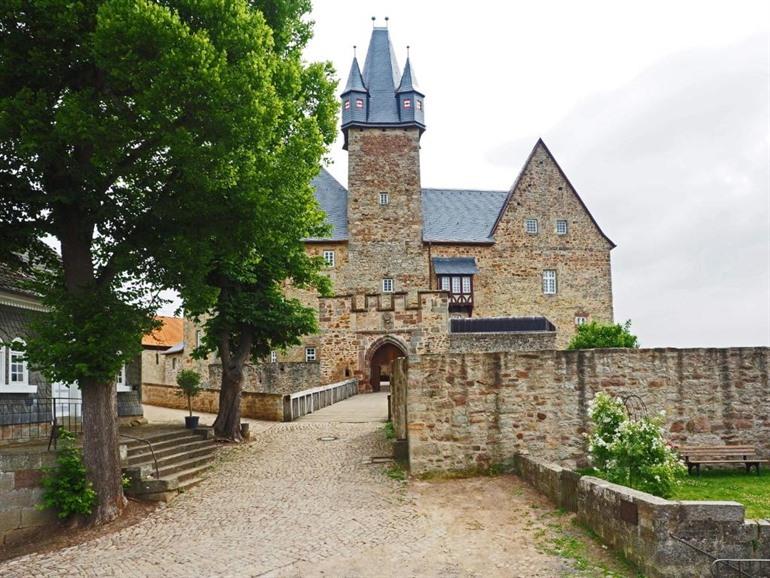 Hotel Schloss Spangenberg boeken