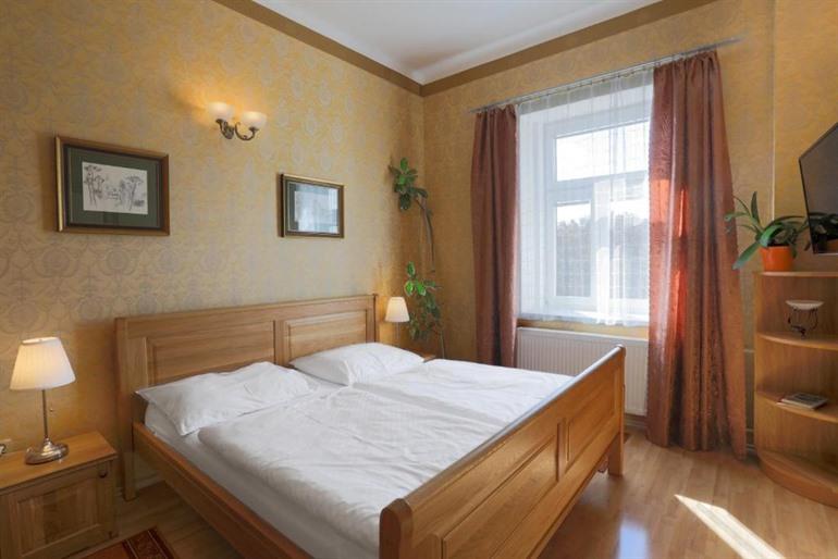 Hotel Štekl - Hrubá Skála boeken