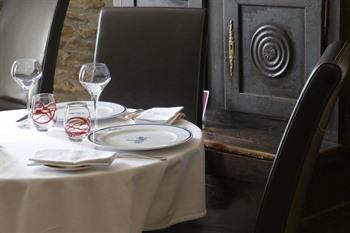 Hotel The Originals Hostellerie Pointe Saint-Mathieu