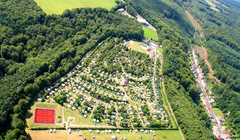 hu Birkelt Village boeken