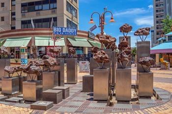 Ijzermeteorieten in de Post Street Mall, Windhoek