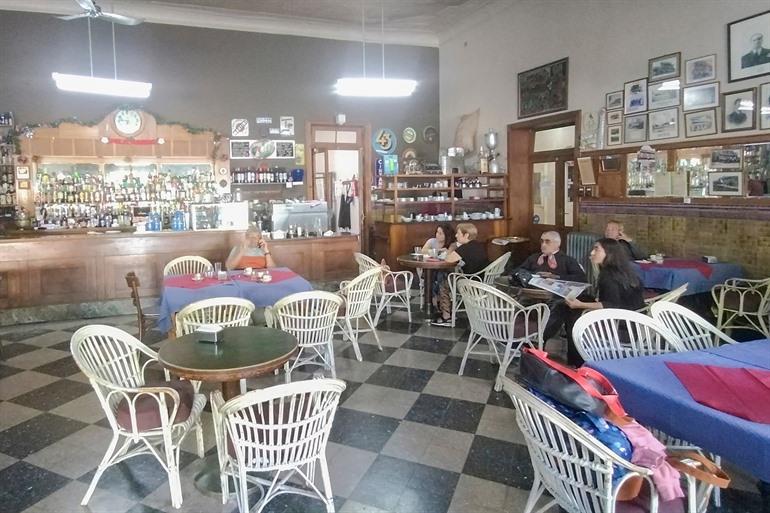 In een Welsh theehuis