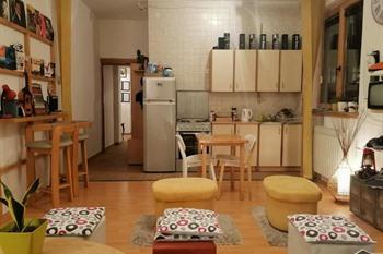 INFINITY Boutique hostel boeken