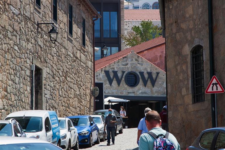 Ingang van het World of Wine museum, Porto
