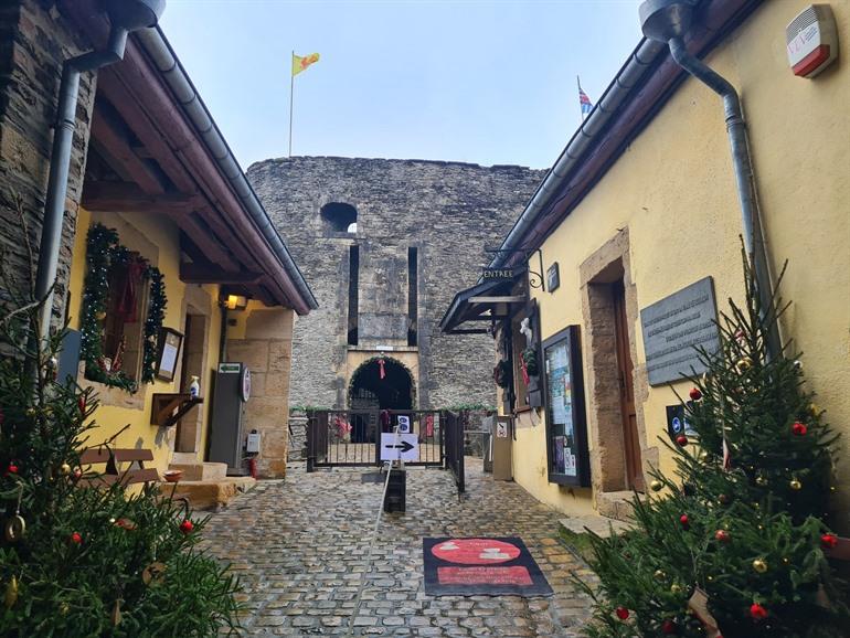 Ingang van Kasteel van Bouillon