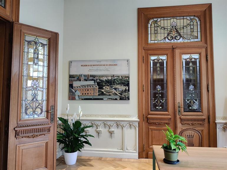 Ingang voor de bezoekers van de Wintertuin