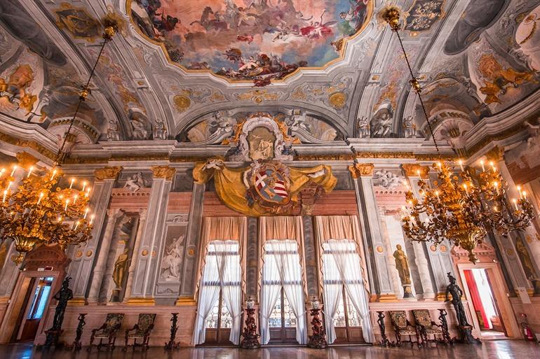 Interieur van het Ca' Rezzonico, Venetië