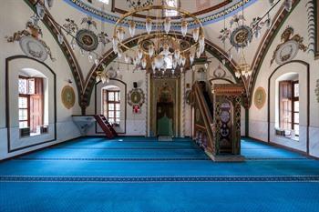 Jashar Pasha Moskeej, Pristina