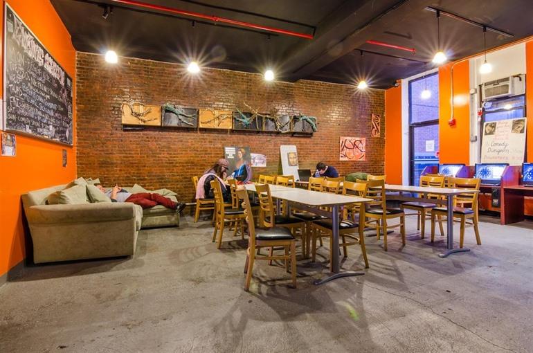 Jazz on the Park Youth Hostel