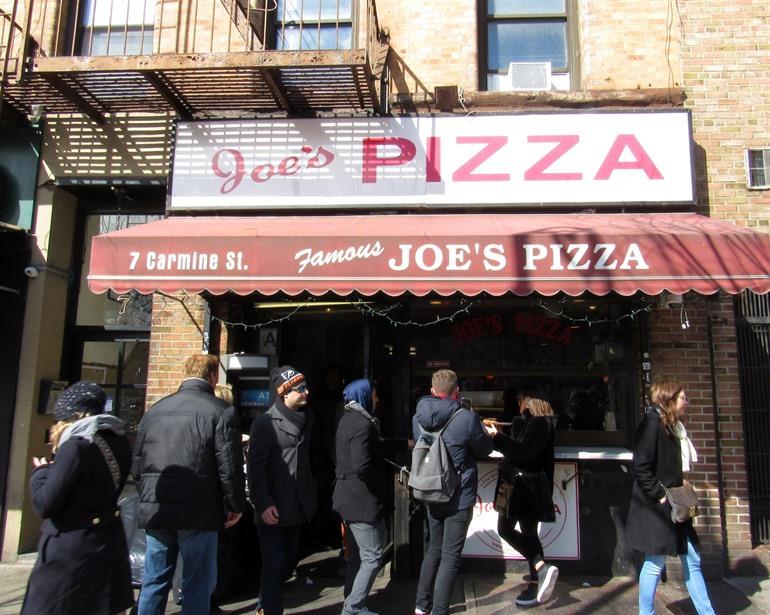 Joe's Pizza in New York 