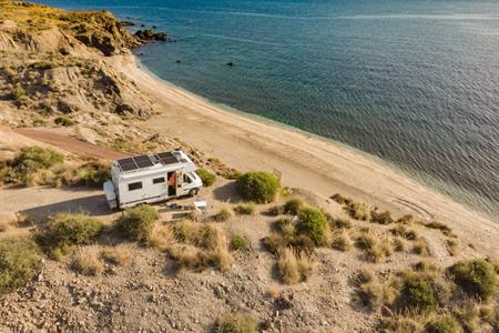 Dé 15 mooiste campings in Spanje: kamperen aan Costa del Sol tot de Spaanse Pyreneeën 