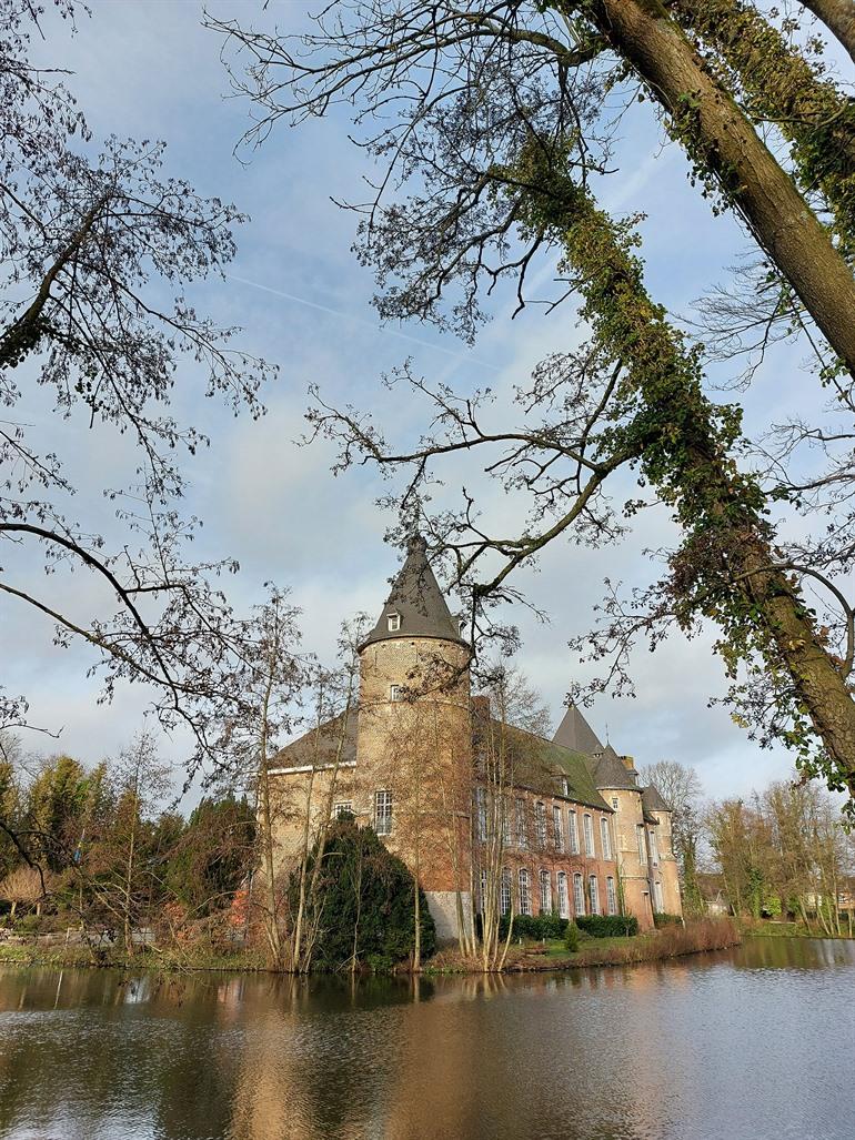 Kasteel Kruikenburg bij Ternat, Pajottenland