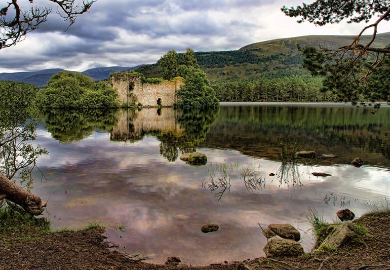 Kasteel op Loch an Eilein, Schotland