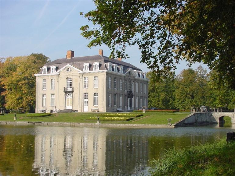 Kasteel van Leeuwergem in Zottegem, Vlaamse Ardennen