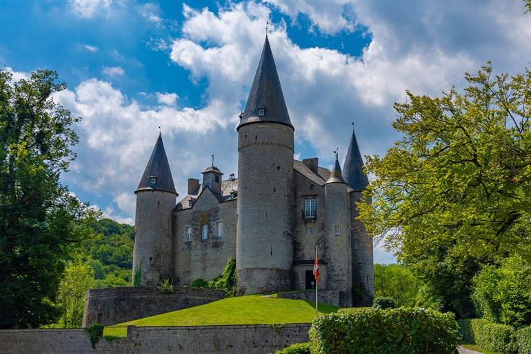 Kasteel van Vêves, Houyet